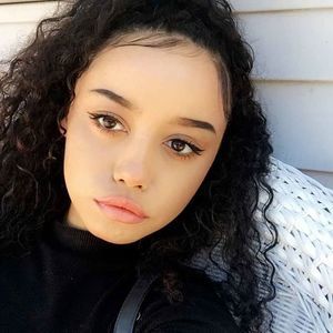 Meet your Posher, Kiah